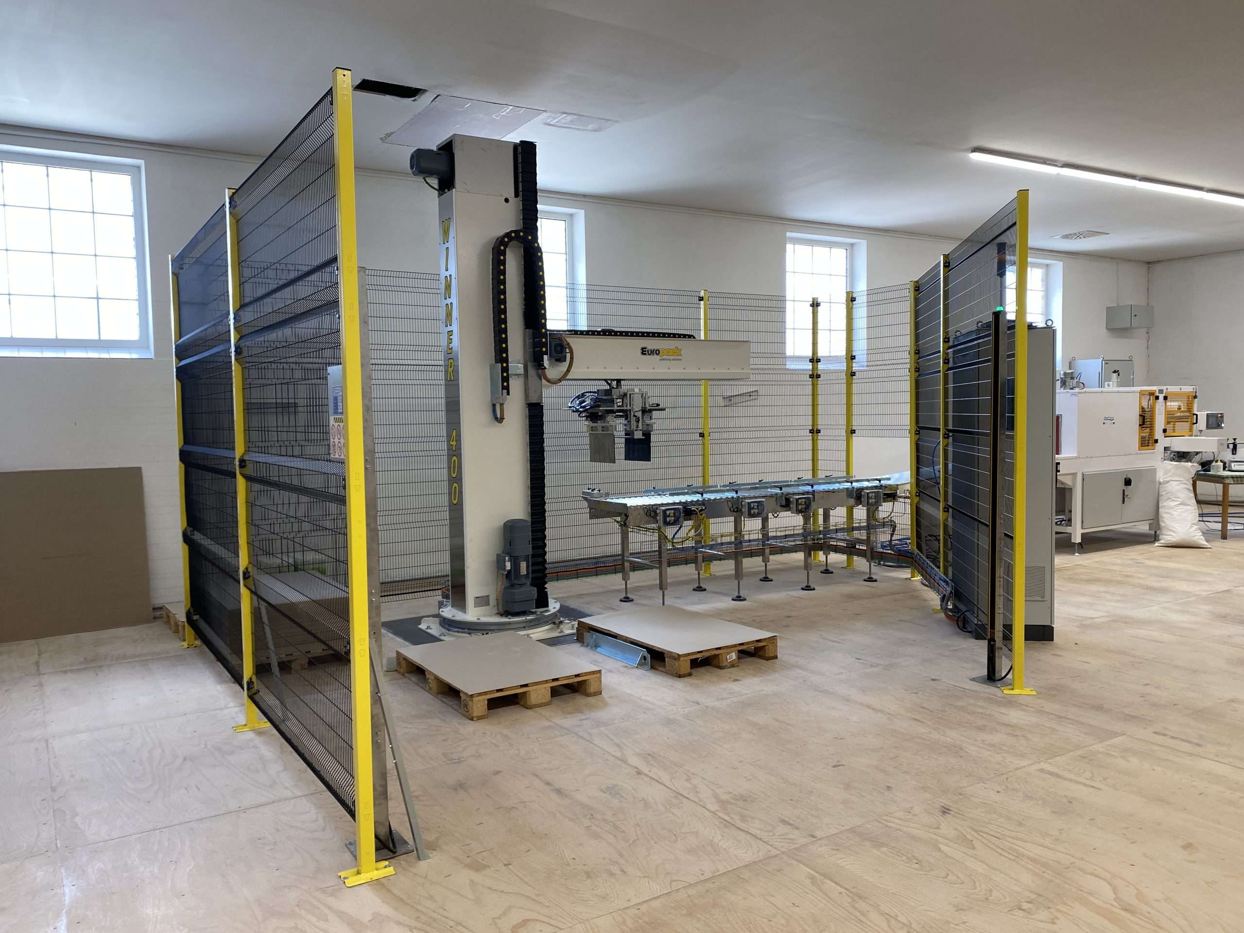 Linea automatica di pallettizzazione fardelli di farina