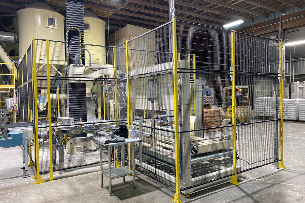 Linea di pallettizzazione sacchi e fardelli di farina